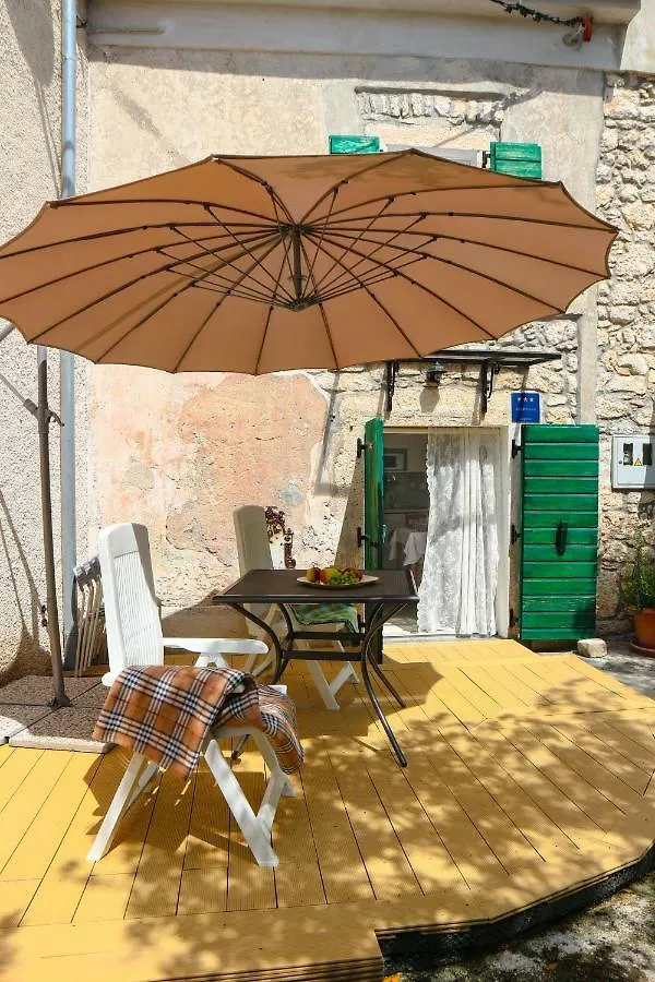 Invalgo Apartment Premantura